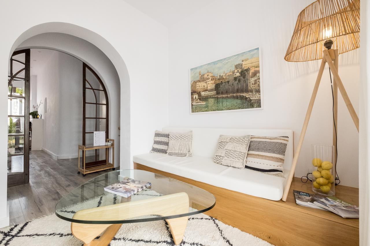 Hotel Abril 37 Ciutadella  Eksteriør billede