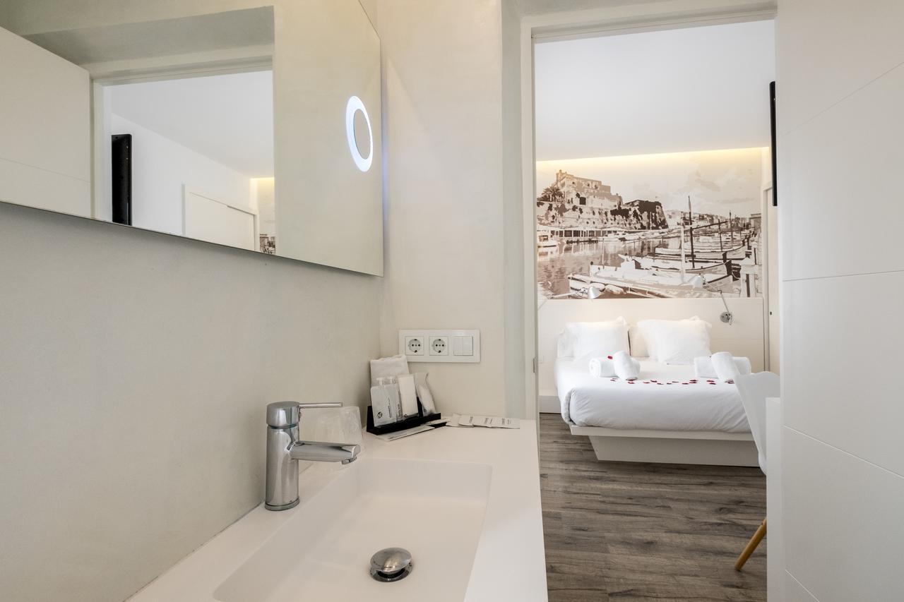 Hotel Abril 37 Ciutadella  Eksteriør billede