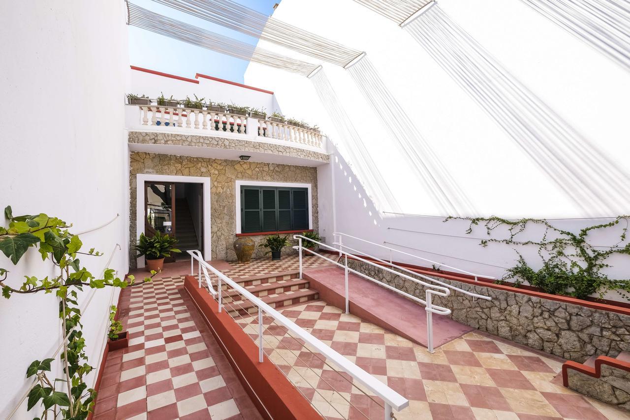Hotel Abril 37 Ciutadella  Eksteriør billede