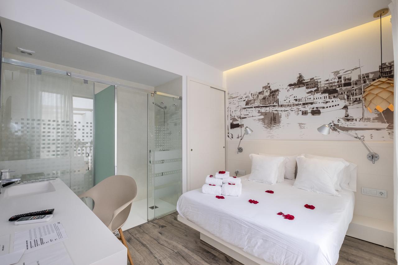 Hotel Abril 37 Ciutadella  Eksteriør billede
