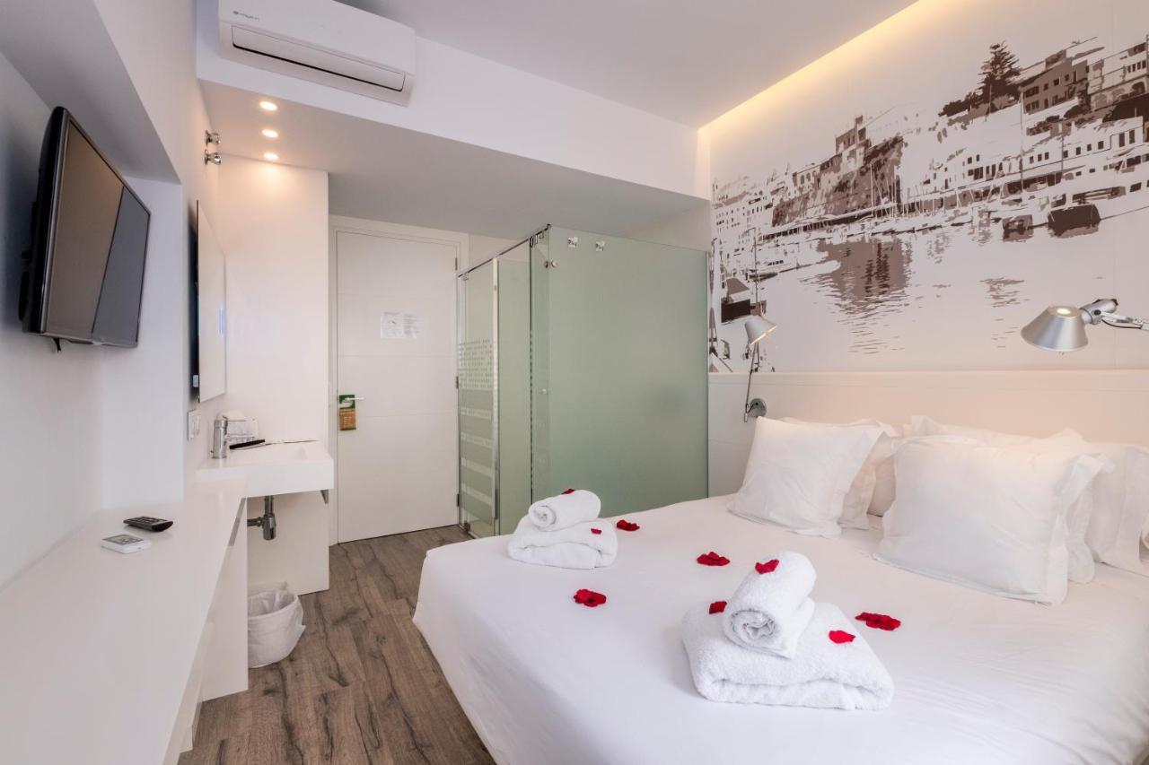 Hotel Abril 37 Ciutadella  Eksteriør billede